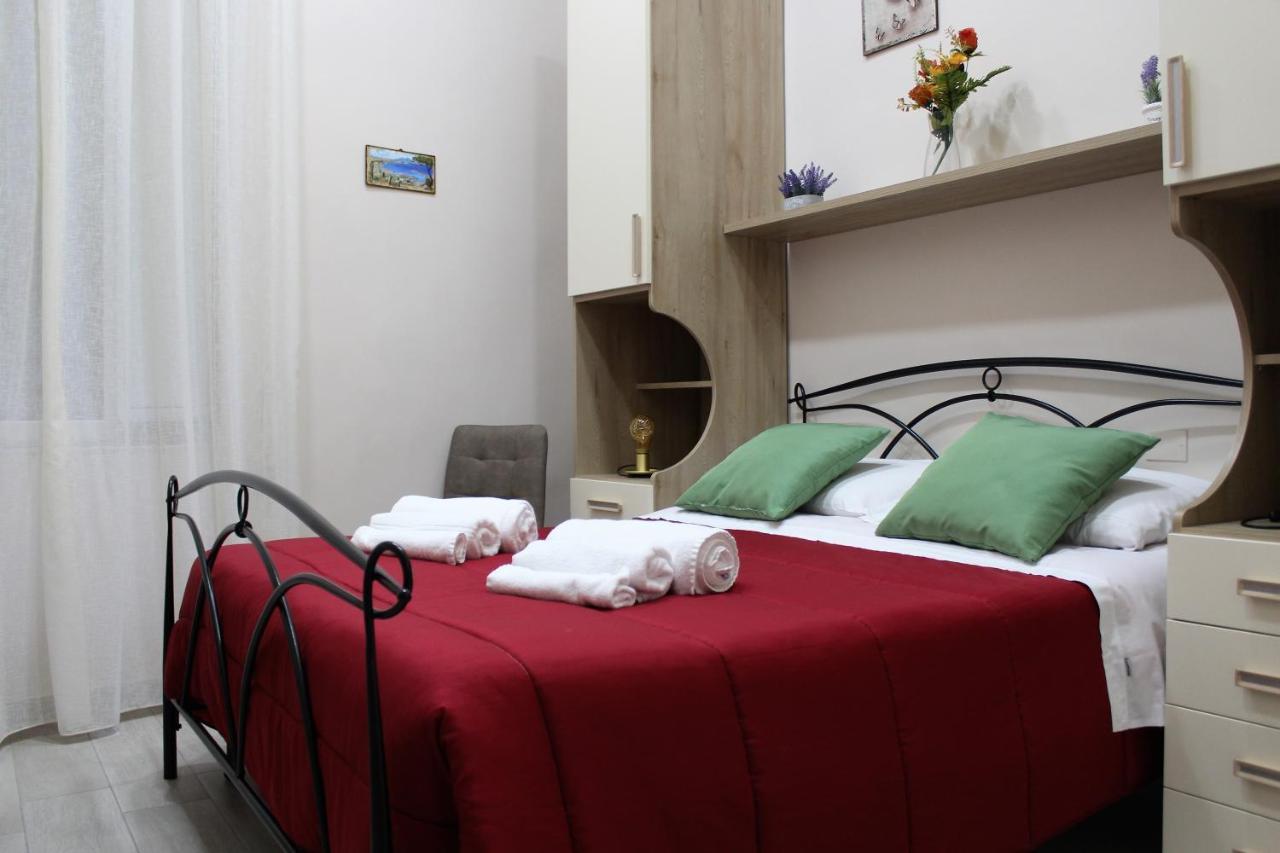 Essenza Di Napoli Bed & Breakfast Luaran gambar